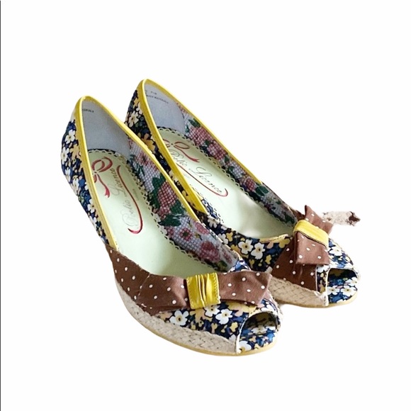 Anthropologie Shoes - SALE❤️POETIC LICENSE x ANTHRO WEDGE